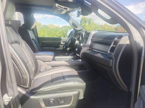 Used 2020 RAM 1500 Limited image 32