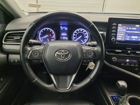 Used 2021 Toyota Camry SE FWD image 22