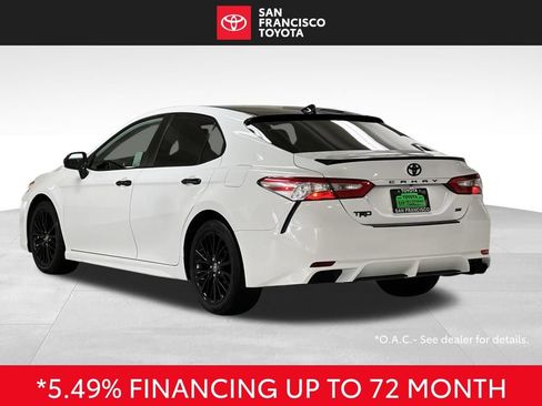 Certified 2020 Toyota Camry SE FWD image 3