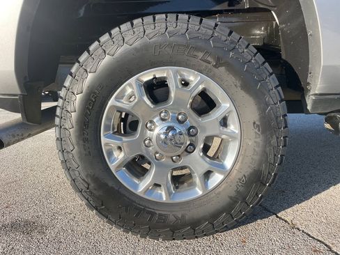 Used 2022 RAM 2500 Laramie image 53