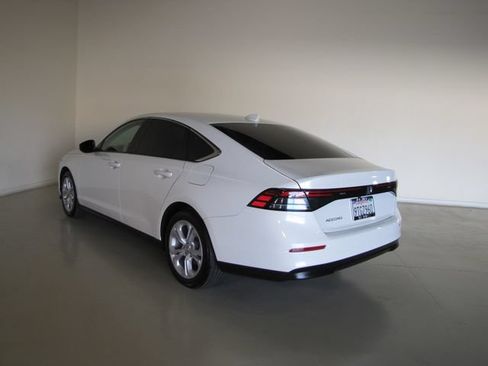 Certified 2025 Honda Accord LX image 21