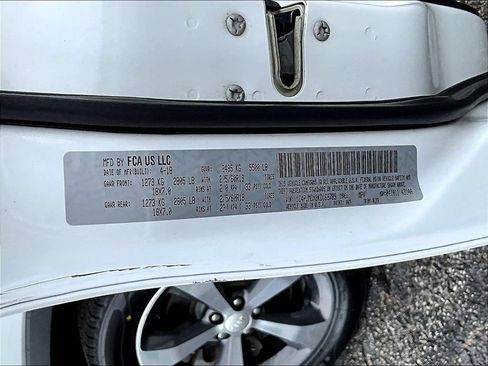 Used 2019 Jeep Cherokee Limited AWD/4WD image 23