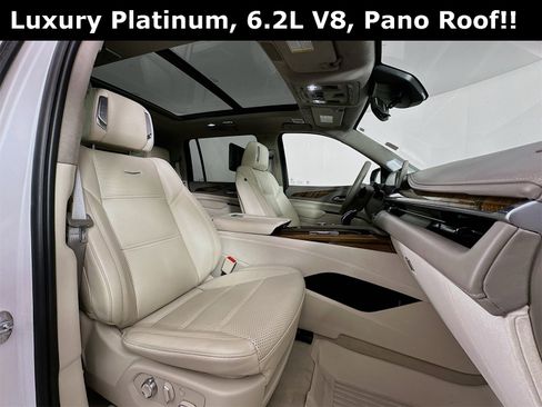 Used 2022 Cadillac Escalade ESV Premium Luxury Platinum image 33