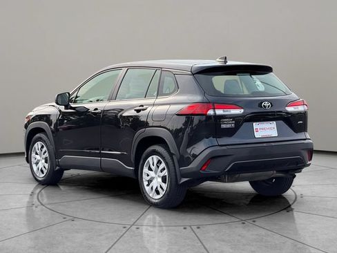 Certified 2025 Toyota Corolla Cross L AWD/4WD image 4