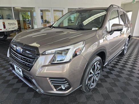 Used 2024 Subaru Forester Limited AWD/4WD image 7