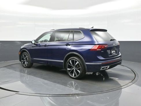 Used 2024 Volkswagen Tiguan SEL R-Line w/ MDO Package, Two-Row AWD/4WD image 5