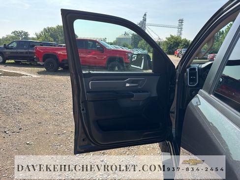 Used 2019 RAM 1500 Big Horn image 9
