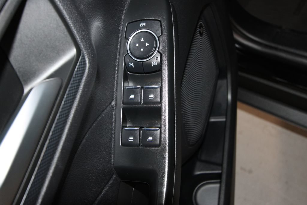 Used 2025 Ford Escape ST-Line Elite w/ Premium Technology Package AWD/4WD image 4