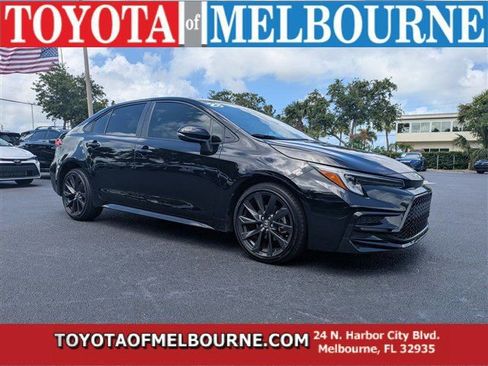 Used 2023 Toyota Corolla SE w/ SE Premium Package FWD image 1