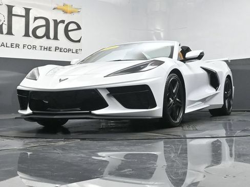 Used 2025 Chevrolet Corvette Stingray Preferred Conv w/ Z51 Performance Package RWD image 4
