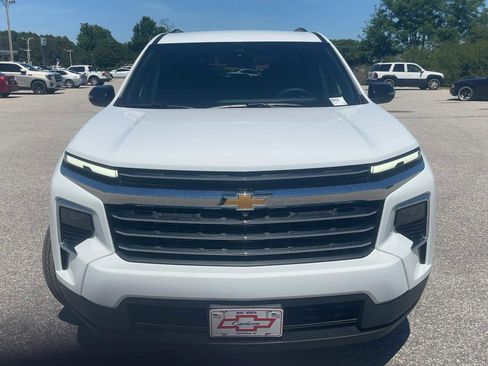 New 2026 Chevrolet Traverse LT FWD image 10