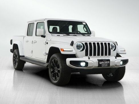 Used 2023 Jeep Gladiator Overland image 7