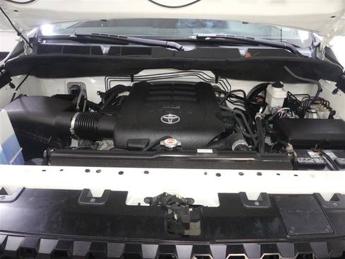 Used 2021 Toyota Tundra SR AWD/4WD image 11