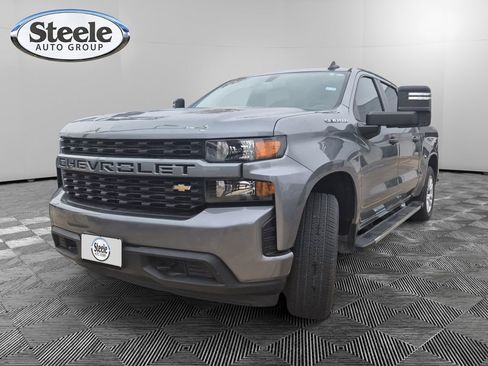 Used 2021 Chevrolet Silverado 1500 Custom w/ Custom Max Trailering Package image 1