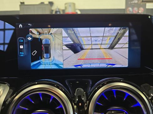 New 2026 Mercedes-Benz GLB 250 image 24