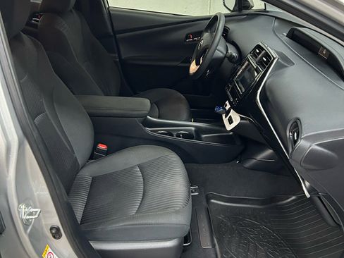 Used 2018 Toyota Prius Two w/ Prius Two Safety Plus Package image 17