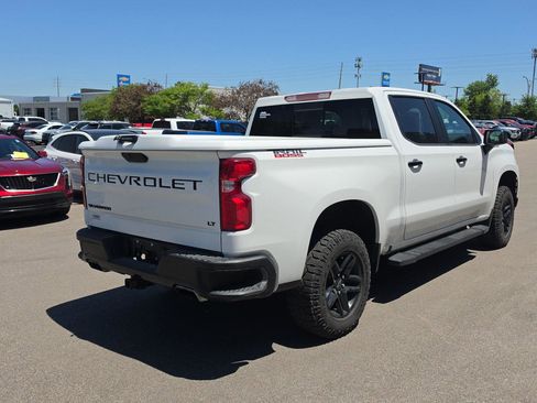 Used 2021 Chevrolet Silverado 1500 LT Trail Boss AWD/4WD image 3