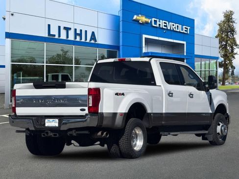 Used 2021 Ford F350 King Ranch w/ King Ranch Ultimate Package AWD/4WD image 2
