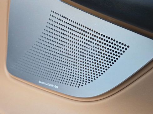 Used 2015 BMW 750i xDrive image 52