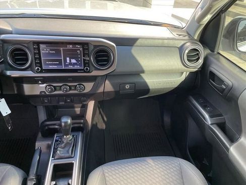 Used 2022 Toyota Tacoma SR5 image 13