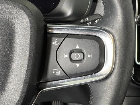 Certified 2023 Volvo C40 P8 Recharge Ultimate w/ Protection Package Premier AWD/4WD image 30