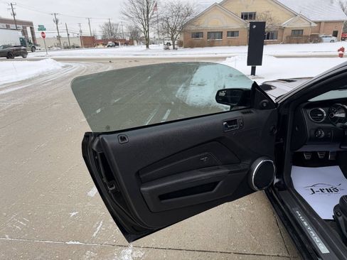 Used 2014 Ford Mustang GT Premium w/ Equipment Group 402A image 21