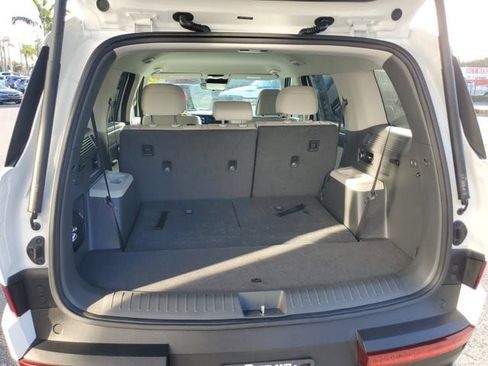 Used 2025 Hyundai Santa Fe SEL image 10