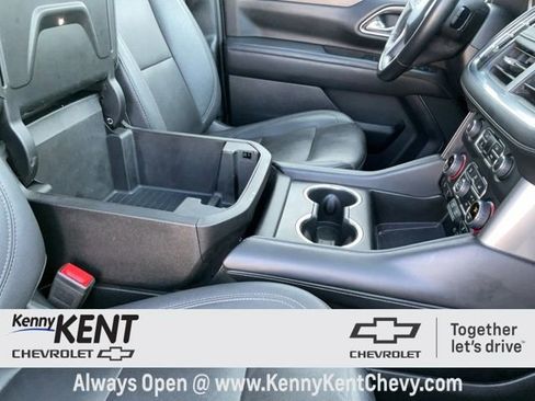 Used 2023 Chevrolet Tahoe Z71 w/ Luxury Package image 19