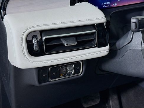Used 2025 Lincoln Aviator Reserve w/ Illumination Package RWD image 10