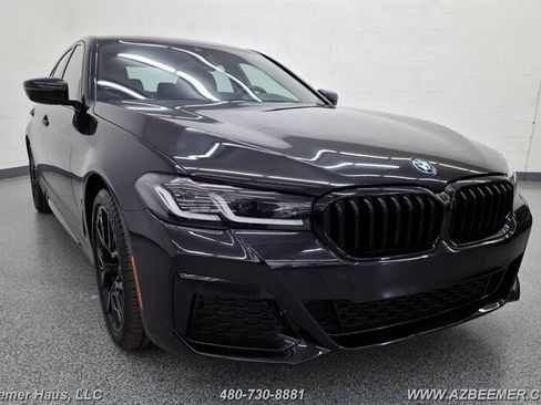 Used 2023 BMW 530e w/ M Sport Package RWD image 8