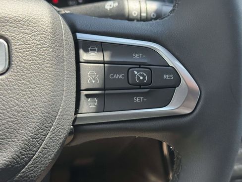 Used 2026 Jeep Compass Limited AWD/4WD image 21