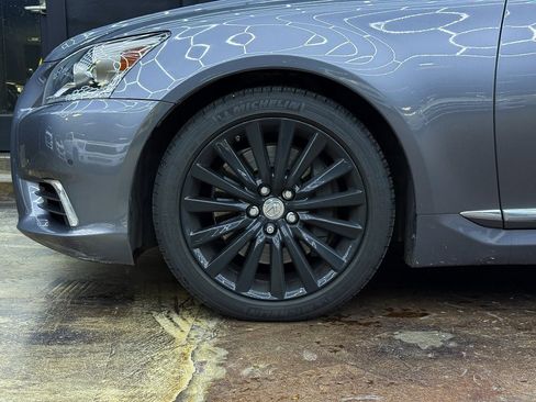 Used 2013 Lexus LS 460 460 image 4