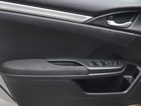 Used 2020 Honda Civic LX image 15