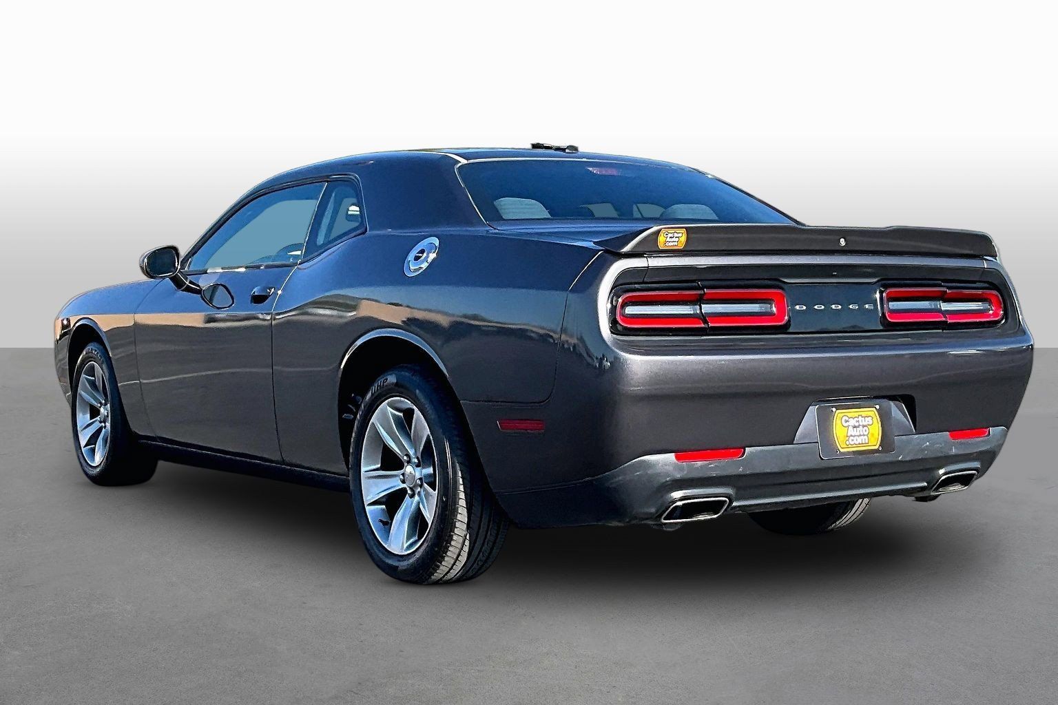 Used 2019 Dodge Challenger SXT RWD image 11
