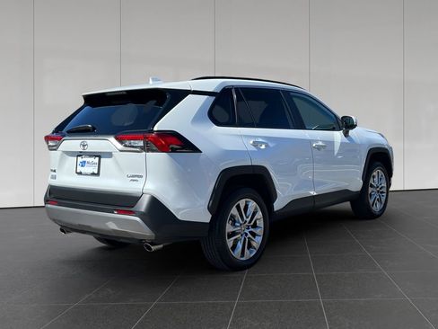 Used 2025 Toyota RAV4 Limited w/ Advanced Technology Package image 5