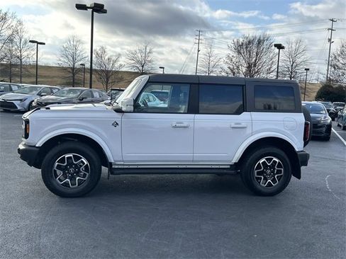 Used 2023 Ford Bronco Outer Banks image 7