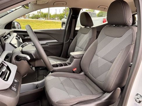 New 2027 Chevrolet Bolt LT w/ Comfort Package FWD image 16