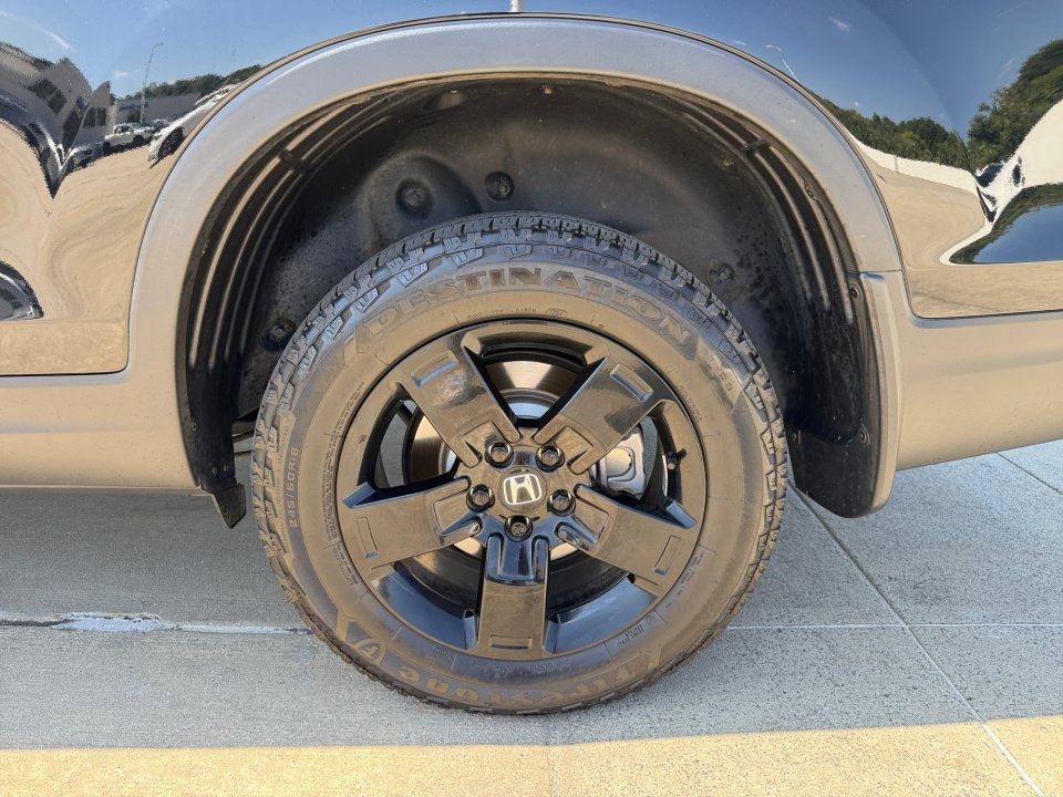 Used 2024 Honda Ridgeline Black Edition image 22