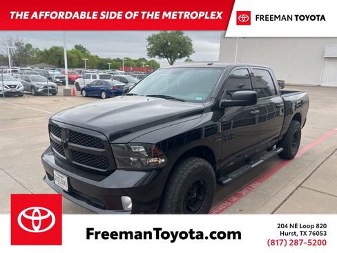 Used 2017 RAM 1500 Express w/ Black Ram 1500 Express Group image 1