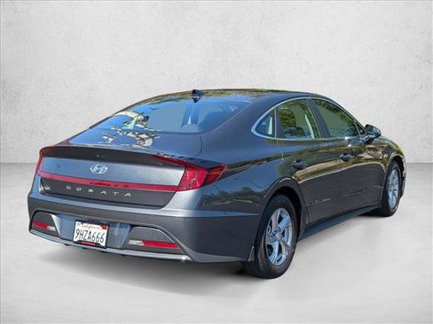 Used 2023 Hyundai Sonata SE FWD image 5