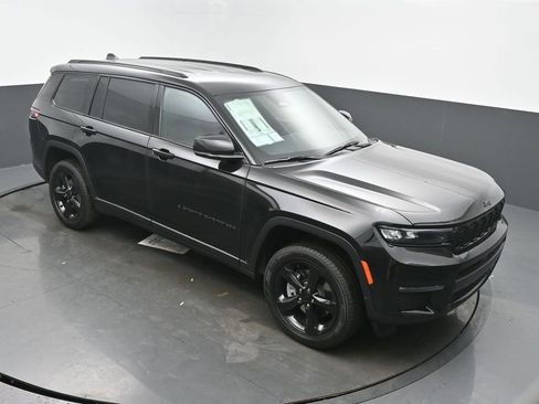 New 2025 Jeep Grand Cherokee L Limited image 45