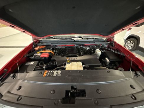 Used 2018 GMC Sierra 1500 SLT image 29