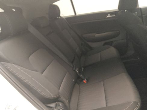 Used 2021 Kia Sportage LX AWD/4WD image 19