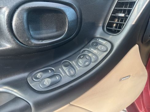 Used 2001 Chevrolet Corvette Convertible w/ Preferred Equipment Group2 image 12