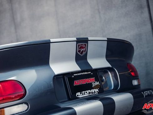 Used 2000 Dodge Viper GTS RWD image 38