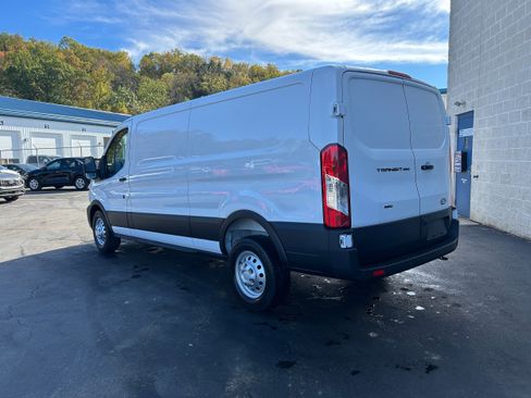 New 2026 Ford Transit 250 Low Roof AWD image 7