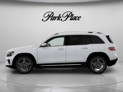 Used 2026 Mercedes-Benz GLB 250 image 7
