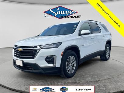Used 2023 Chevrolet Traverse LT w/ Rear Camera Mirror Package