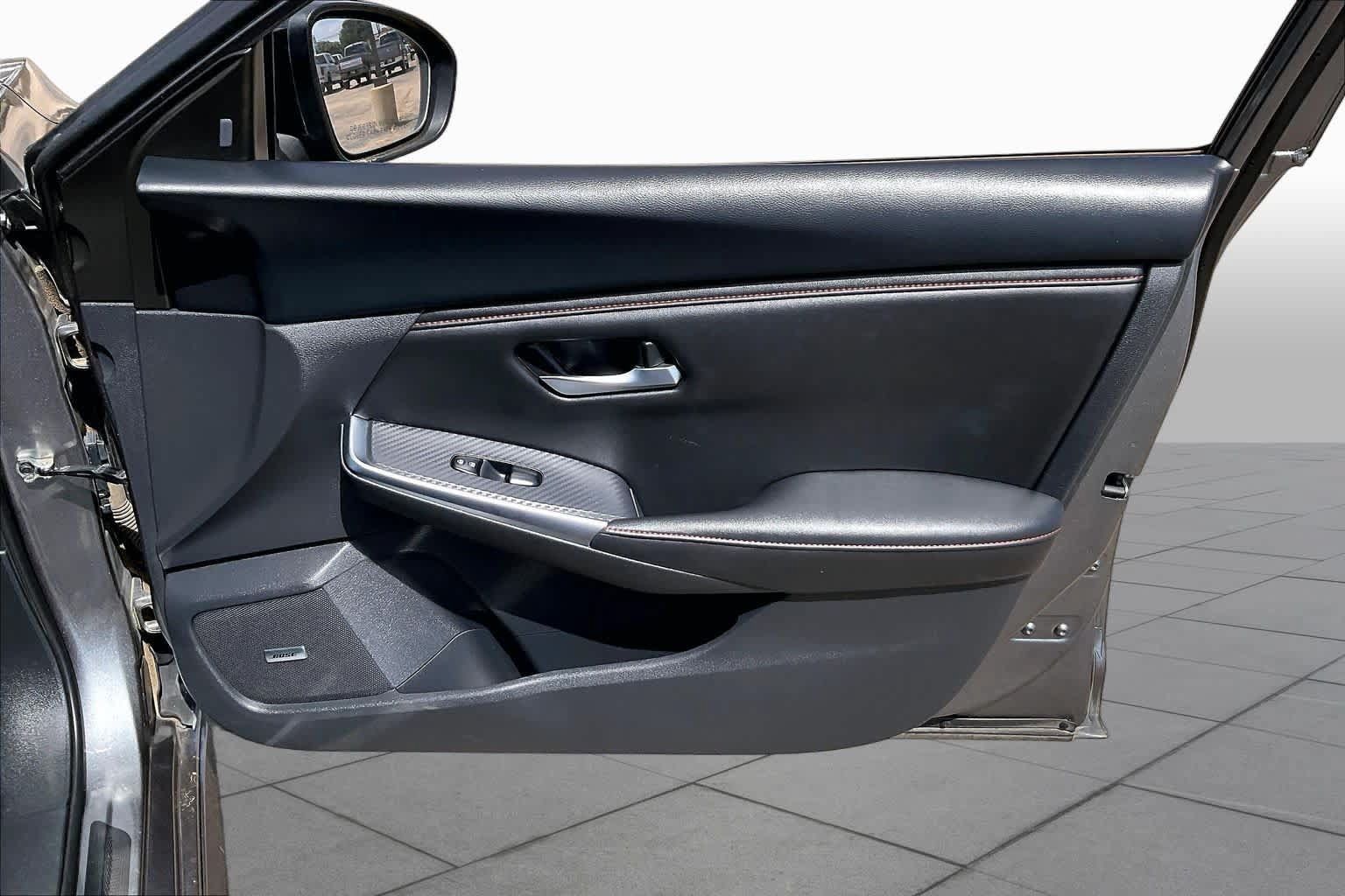 Used 2025 Nissan Sentra SR w/ SR Premium Package FWD image 22