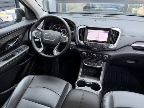 Used 2024 GMC Terrain SLT w/ Infotainment Package II AWD/4WD image 22